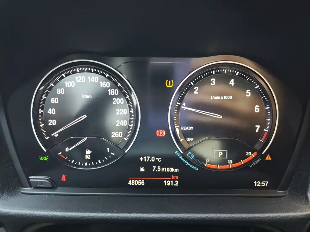 BMW 1 Series 2021 — фото 14