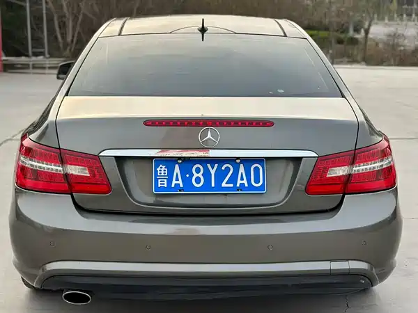 Mercedes-Benz E-Class 2012