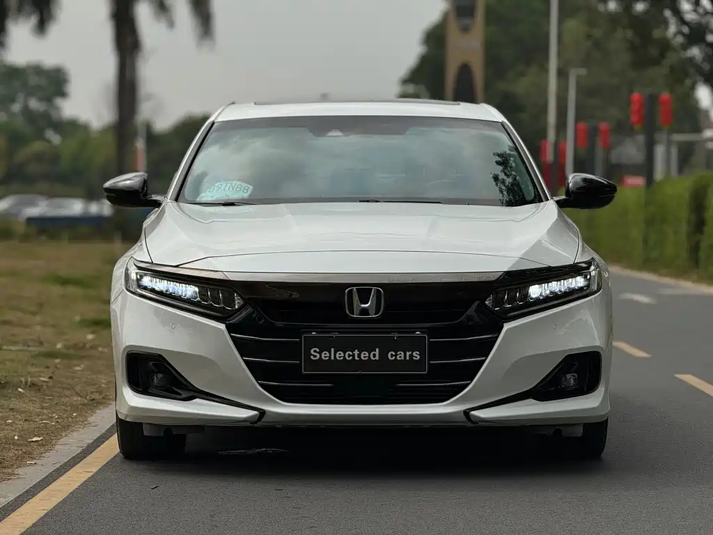 Honda Accord 2023 — фото 2