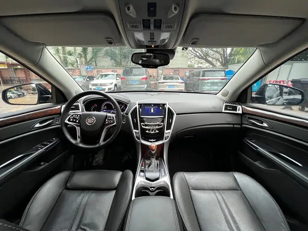 Cadillac SRX 2014 — фото 5