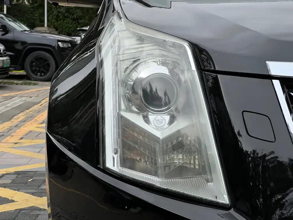 Cadillac SRX 2014 — фото 16