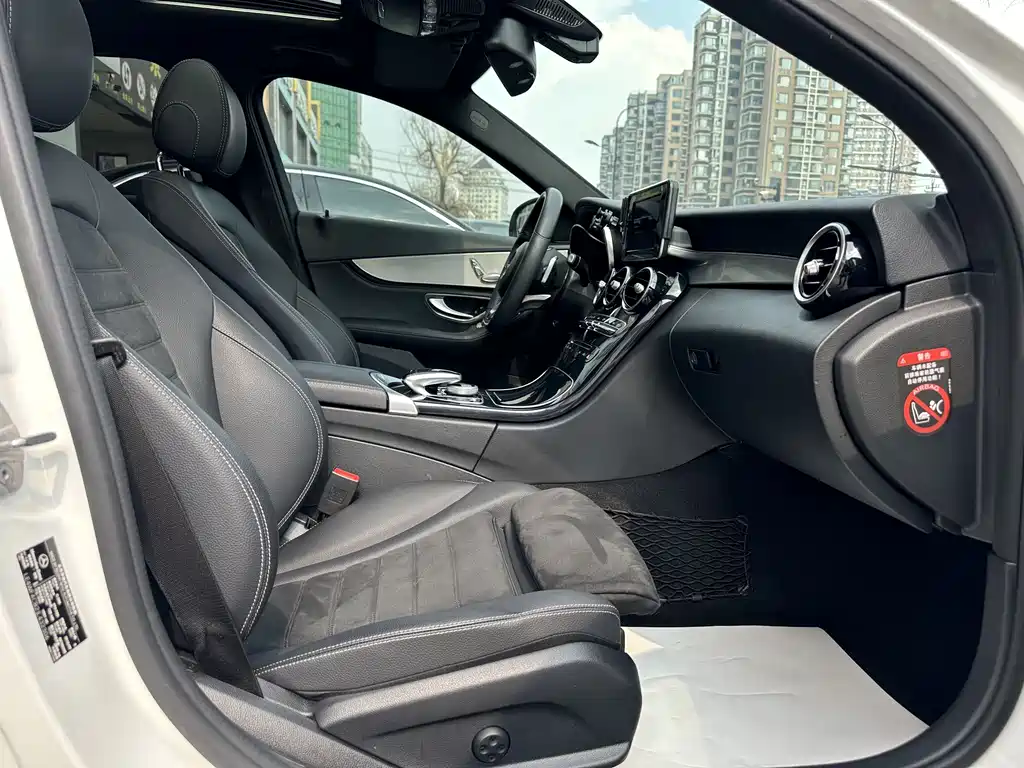 Mercedes-Benz C-Class 2018 — фото 14