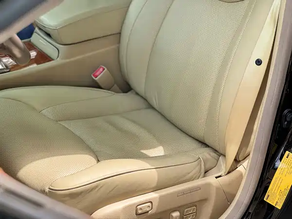Lexus LS 2005