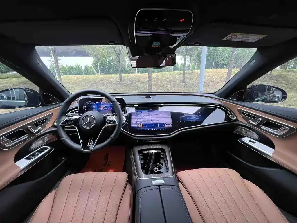Mercedes-Benz E-Class 2025