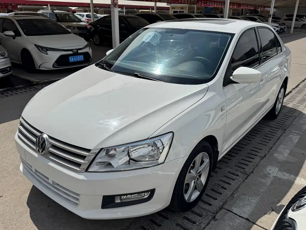 Volkswagen Santana 2015