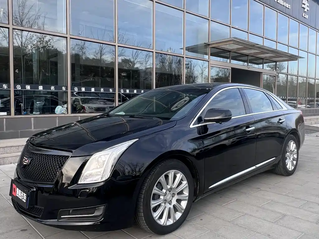 Cadillac XTS 2016 — фото 1