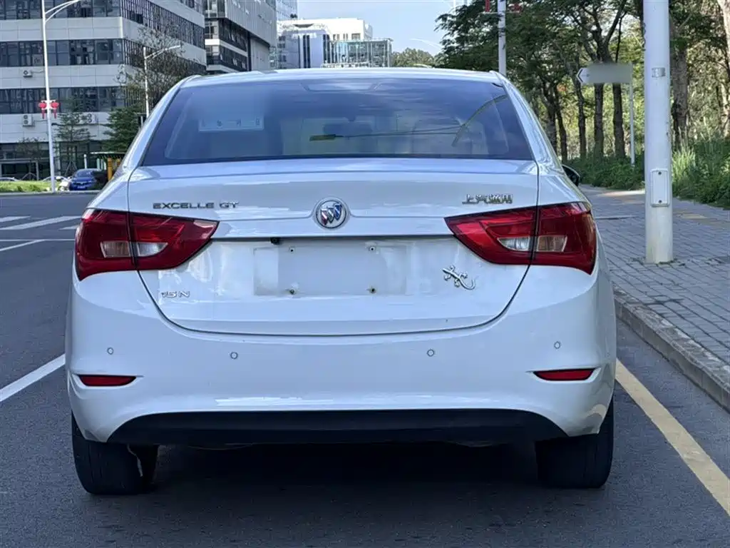 Buick Excelle 2016 — фото 24