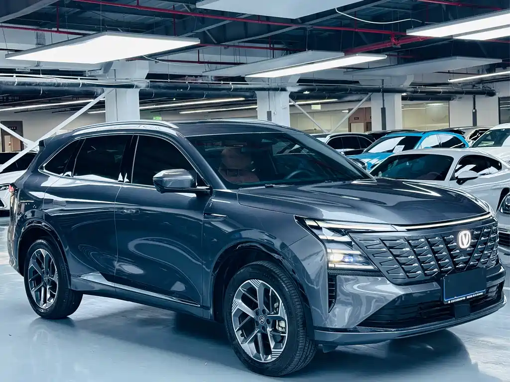 Changan CS75 PLUS 2024 — фото 3
