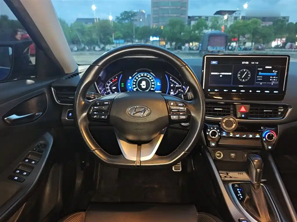 Hyundai Fista 2019 — фото 11