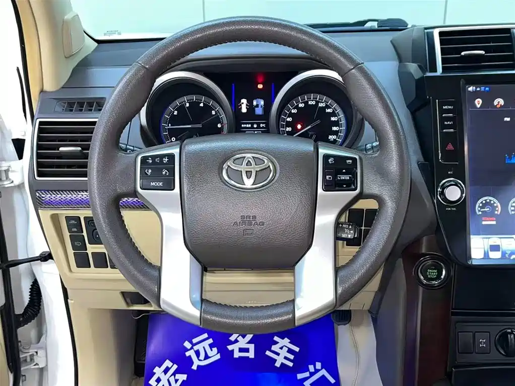 Toyota Prado 2014 — фото 8
