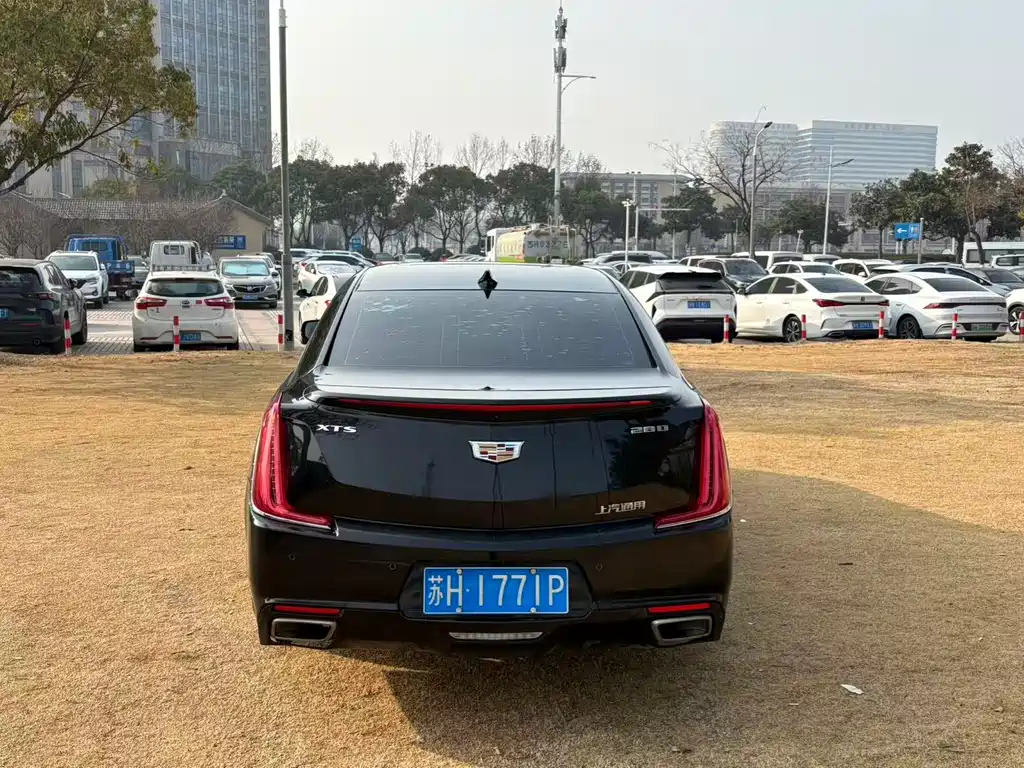 Cadillac XTS 2018 — фото 7