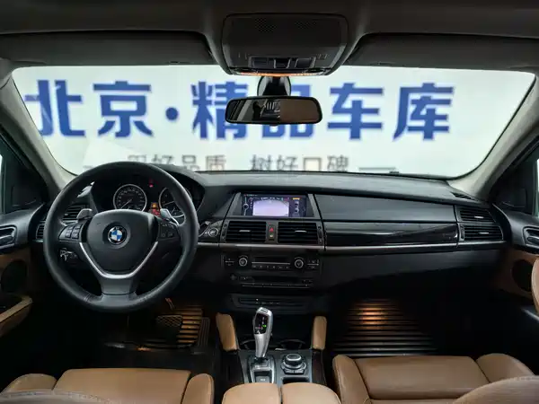 BMW X6 2011