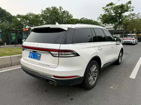 Lincoln Aviator 2021