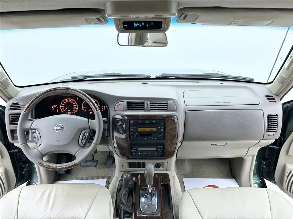 Nissan Patrol 2004 — фото 16