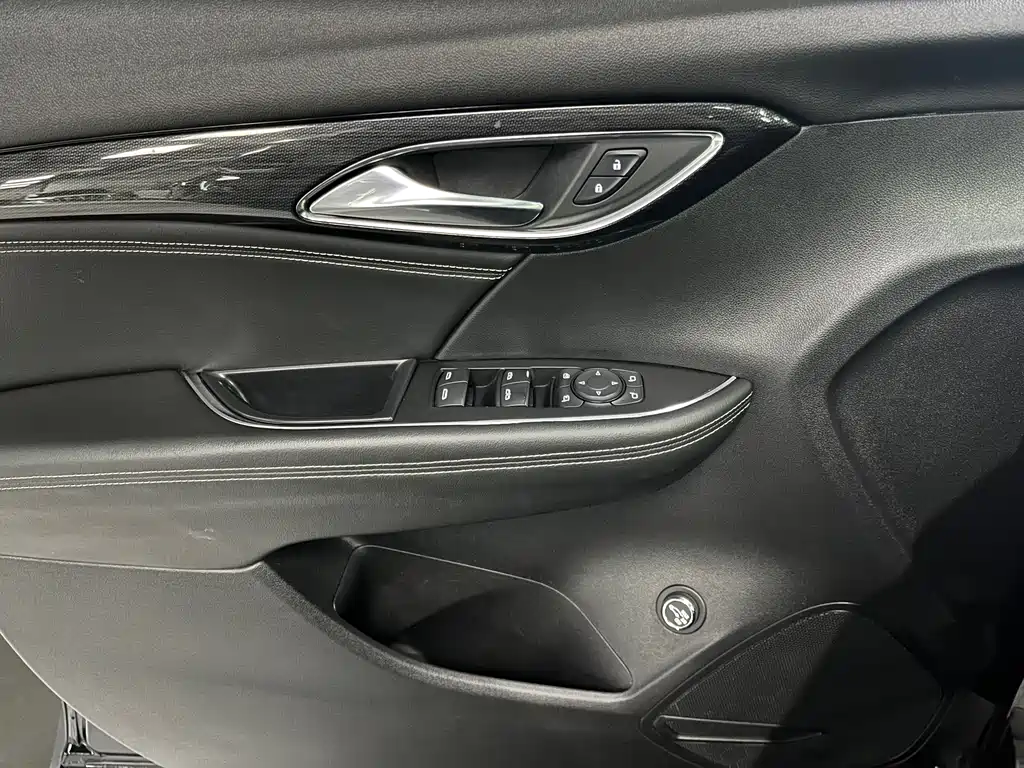 Buick Envision Plus 2023 — фото 27