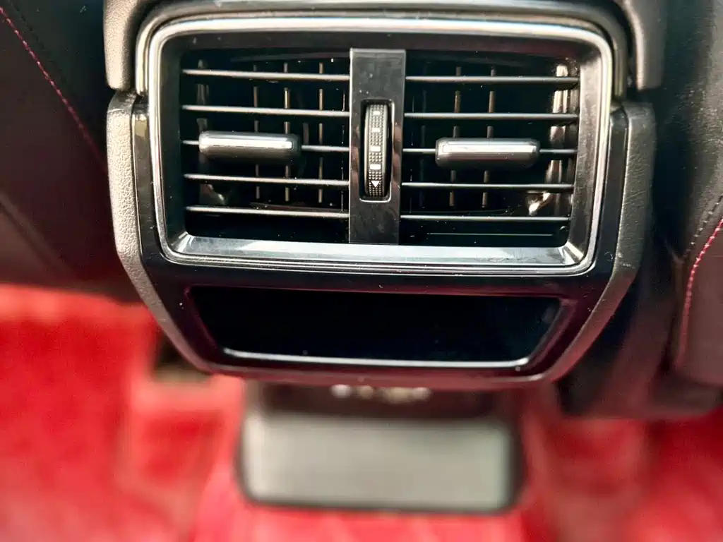 Skoda Korok 2022 — фото 17