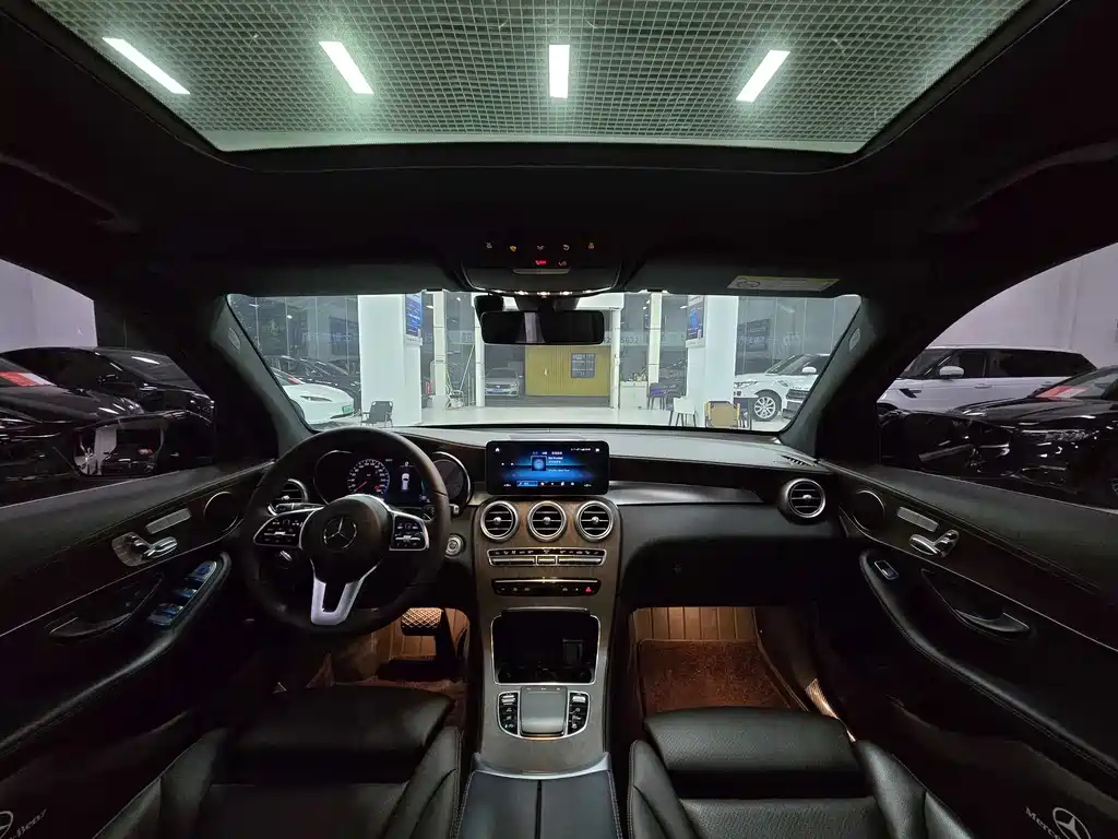 Mercedes-Benz GLC 2023 — фото 4