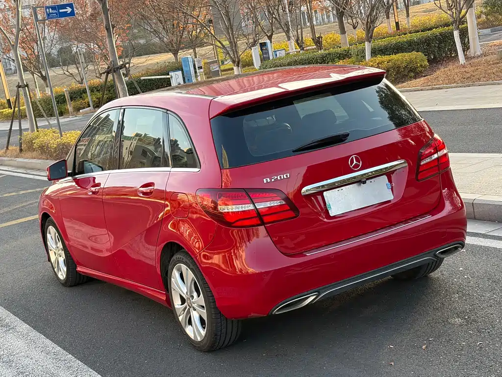 Mercedes-Benz B-Class 2016 — фото 4