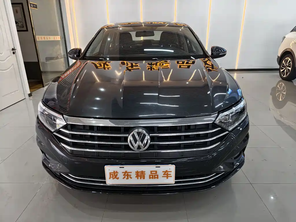 Volkswagen Sagitar 2021