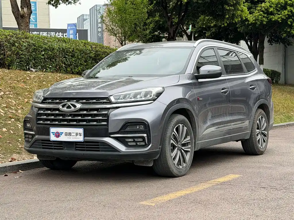 Chery Tiggo 8 2023 — фото 1