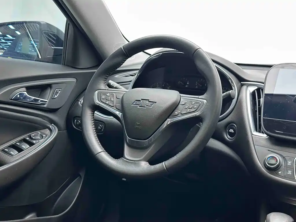 Chevrolet Malibu XL 2022 — фото 10