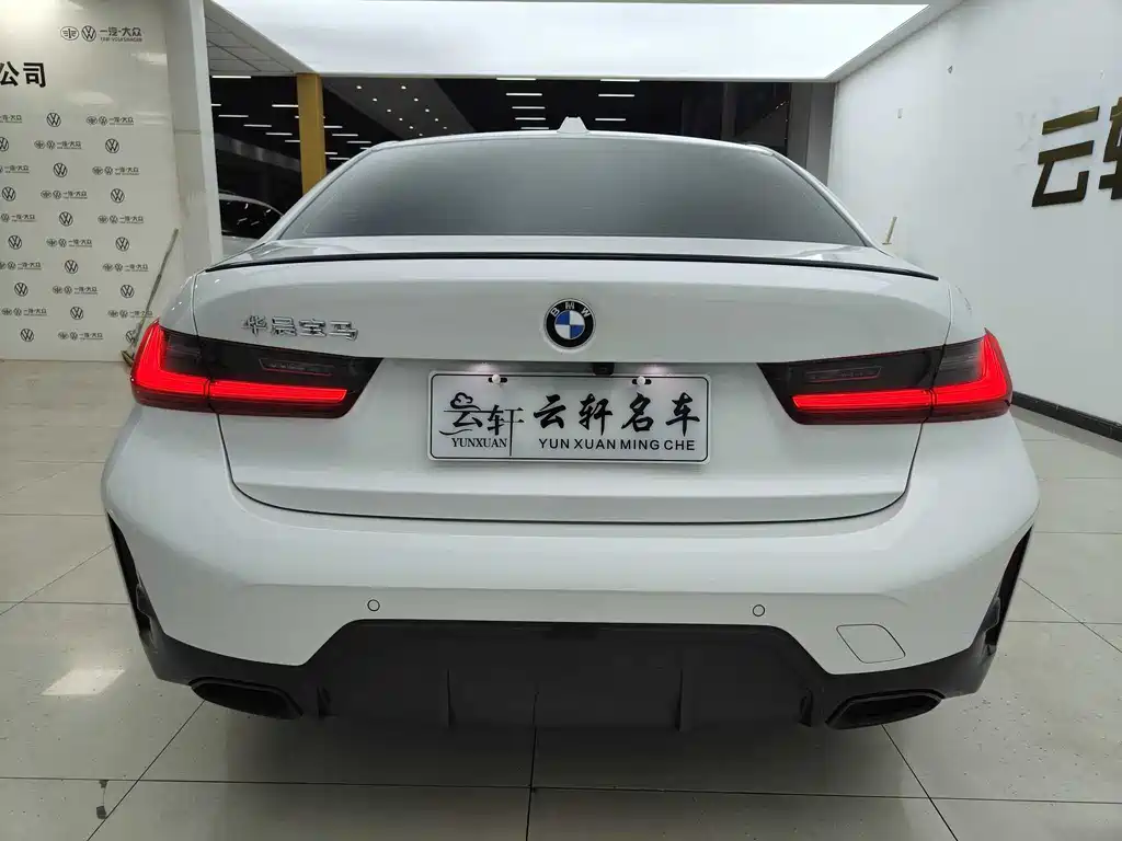 BMW 3 Series 2023 — фото 13