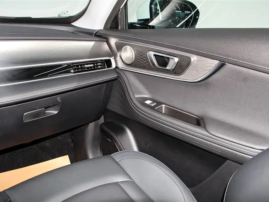 Chery Tiggo 8 PRO NEV 2025 — фото 24