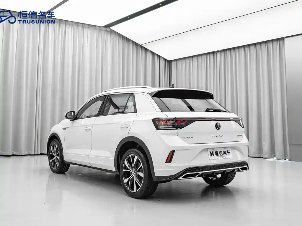 Volkswagen T-Roc 2023