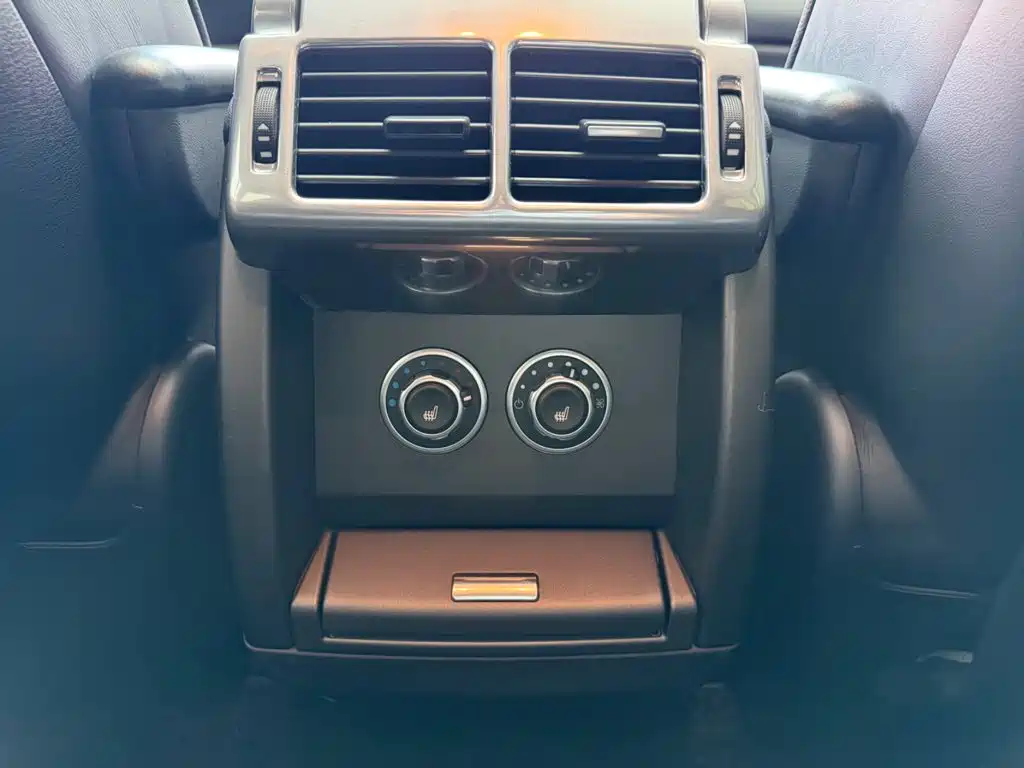 Land Rover Range Rover 2011 — фото 9