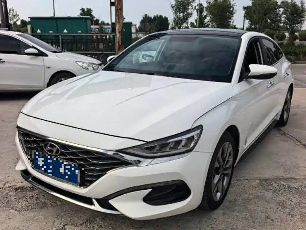 Hyundai Festa 2019 — фото 1