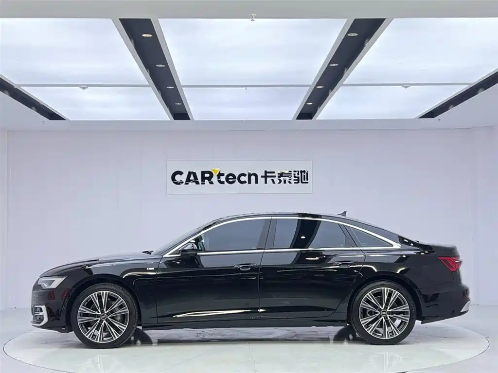 Audi A6L 2025 — фото 2