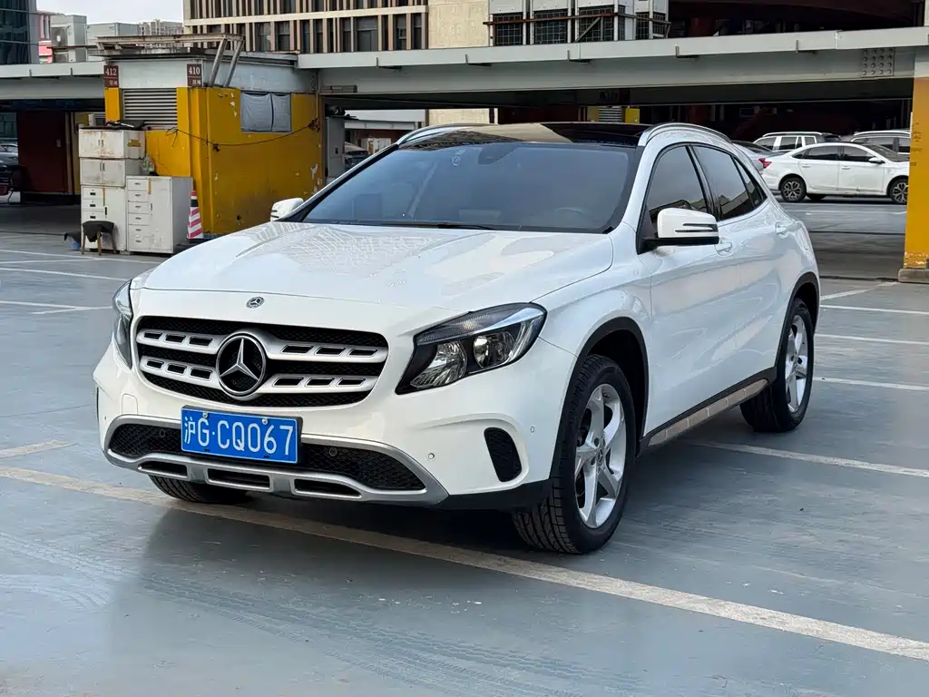 Mercedes-Benz GLA 2017 — фото 1