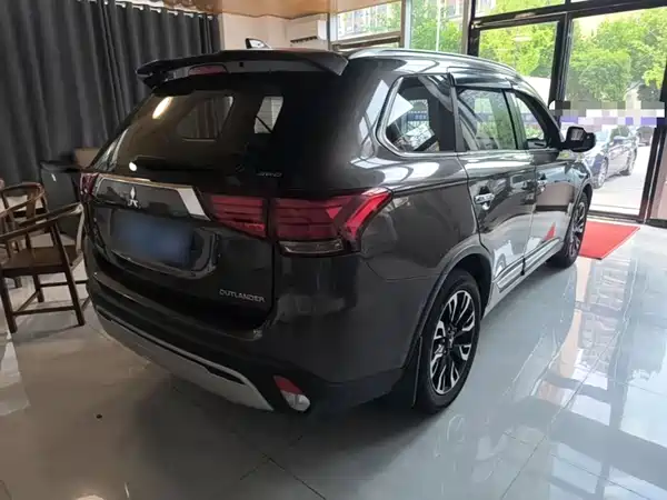 Mitsubishi Outlander 2019