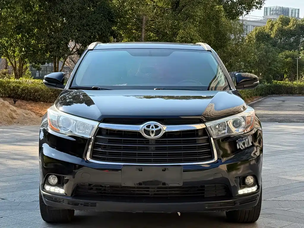 Toyota Highlander 2016 — фото 2