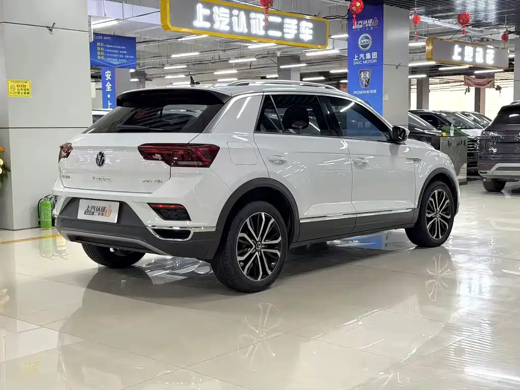 Volkswagen T-Roc 2022 — фото 9