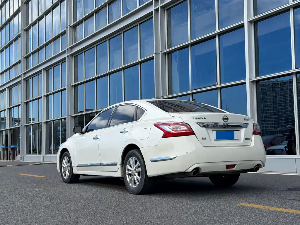 Nissan Teana 2013