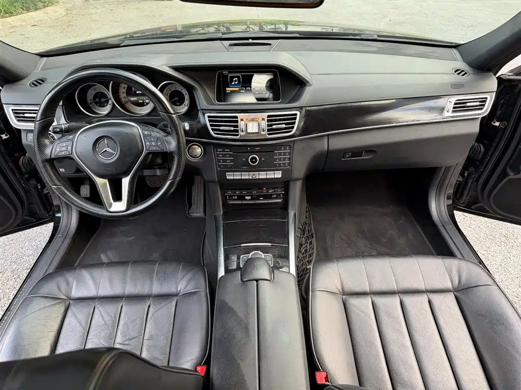 Mercedes-Benz E-Class 2015 — фото 14