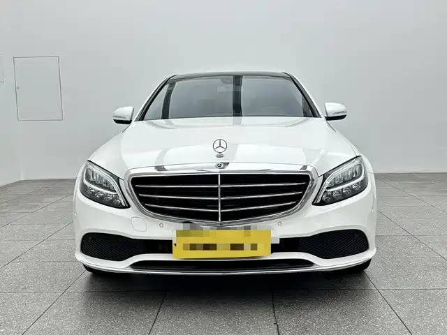 Mercedes-Benz C-Class 2020