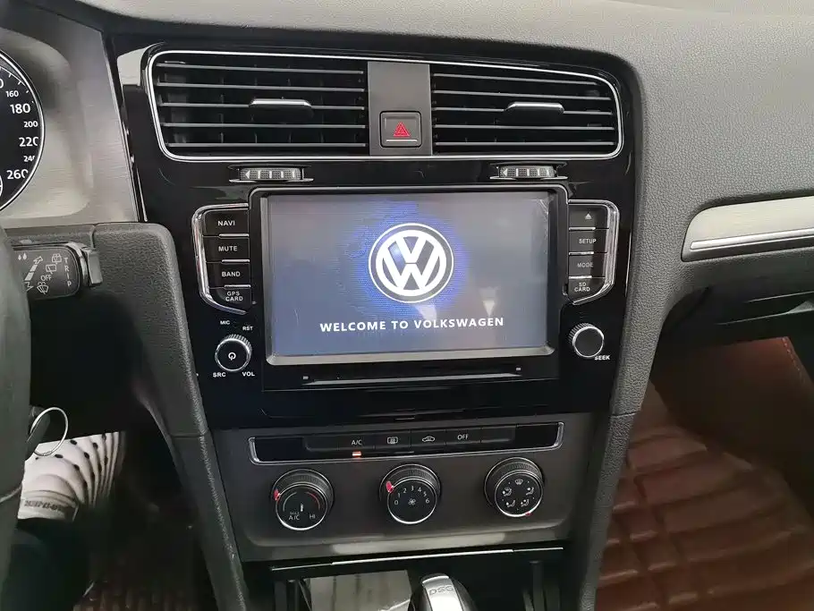 Volkswagen Golf 2015 — фото 13