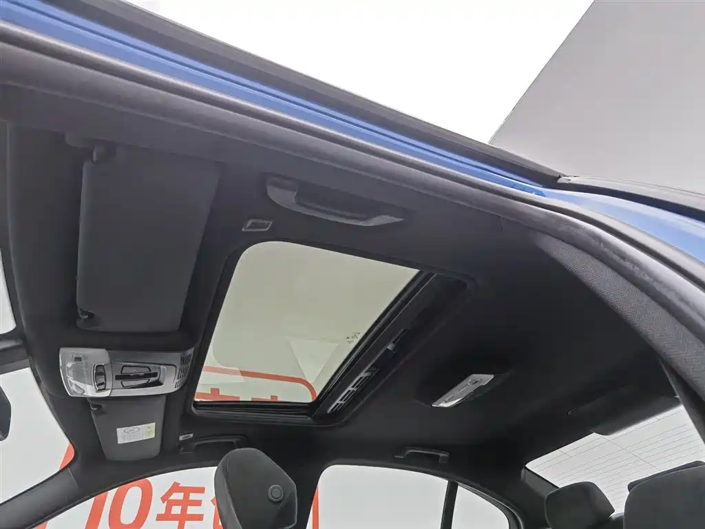 BMW 3 Series 2017 — фото 14