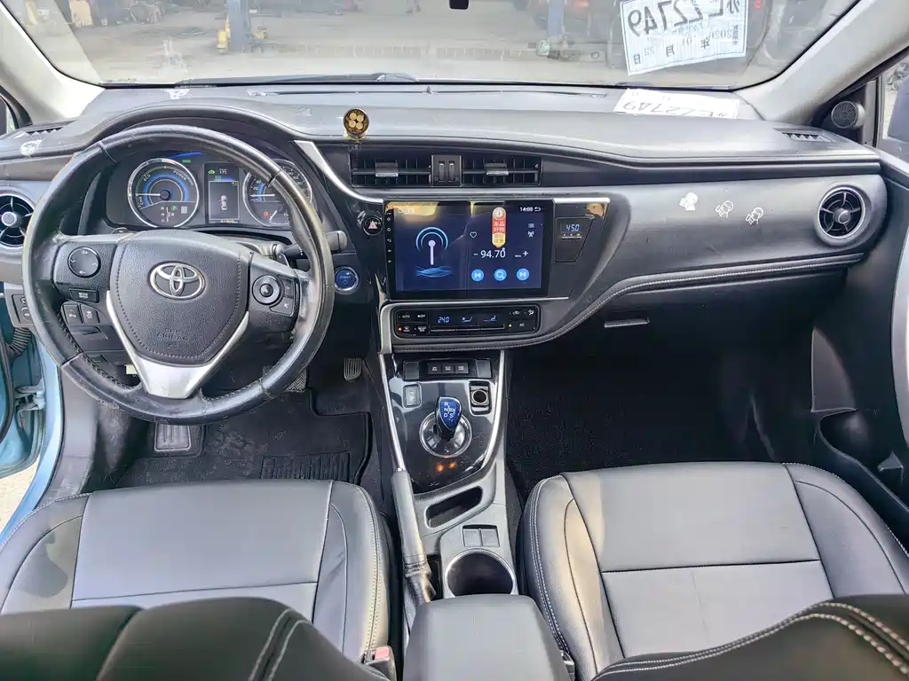 Toyota Corolla 2017 — фото 7