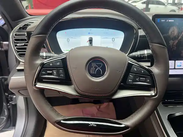 BYD Han 2024