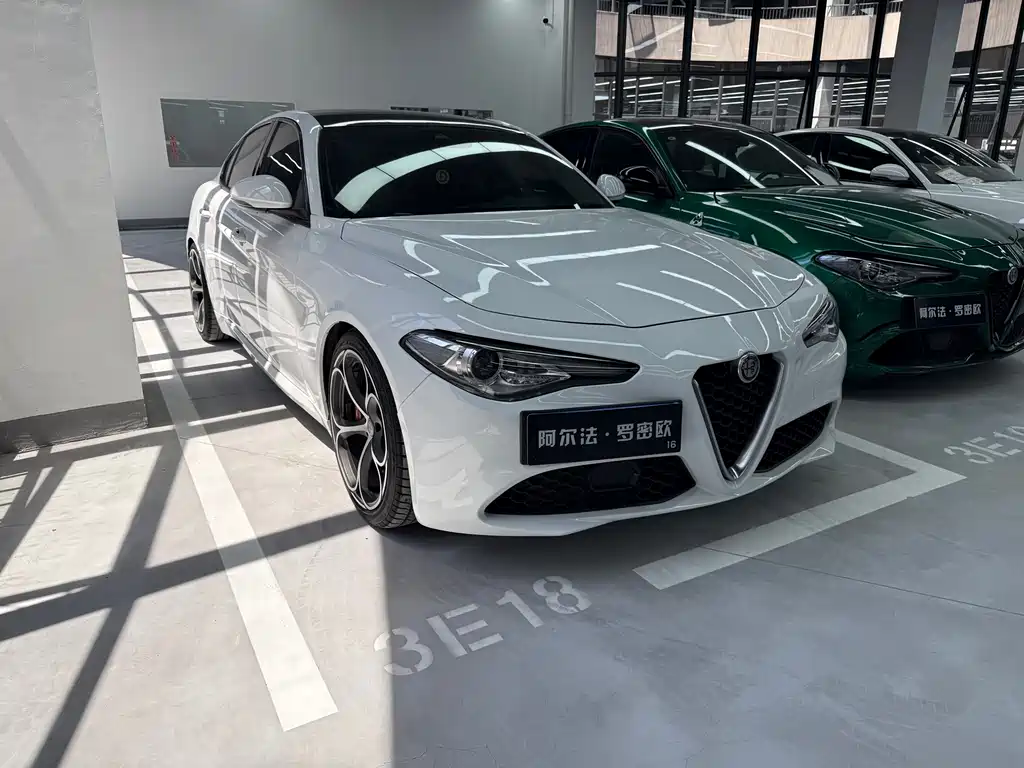Alfa Romeo Giulia Juliet 2020 — фото 3