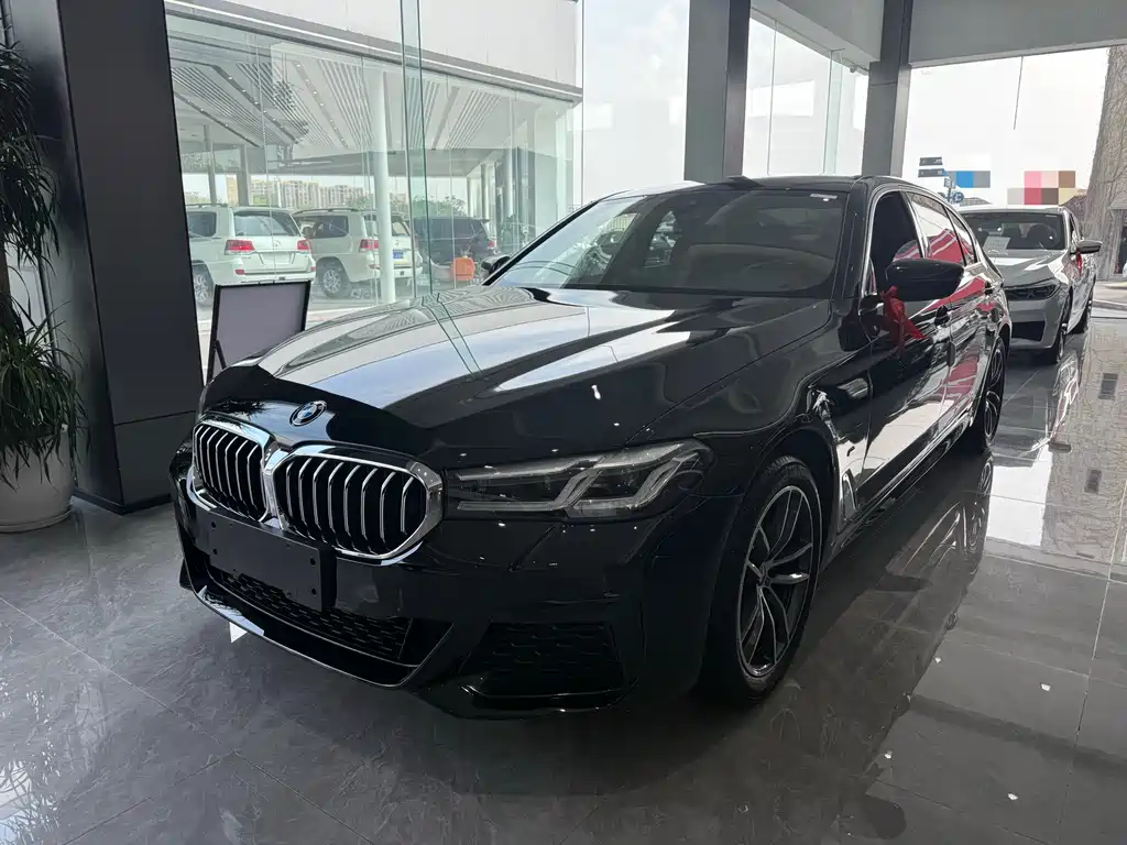 BMW 5 Series 2020
