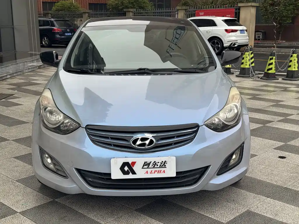 Hyundai Elantra Langdong 2014 — фото 2