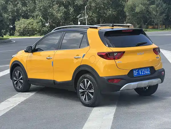 Kia KX1 2022