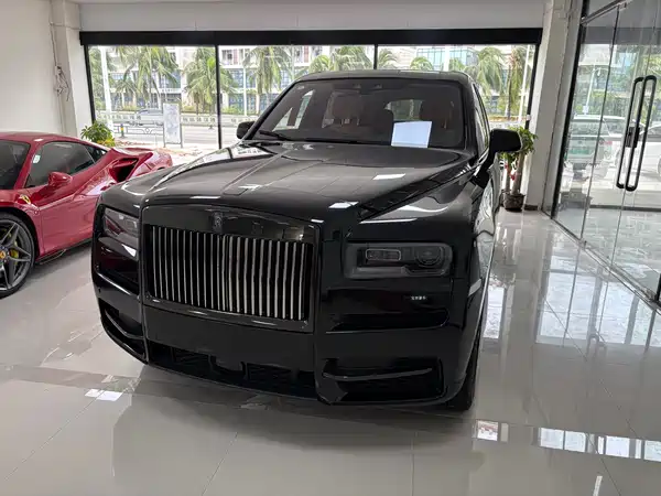 Rolls-Royce Cullinan 2025