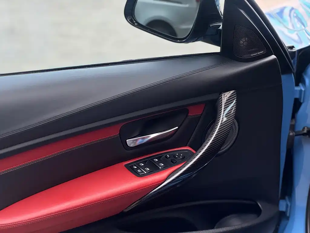 BMW M3 2016 — фото 12