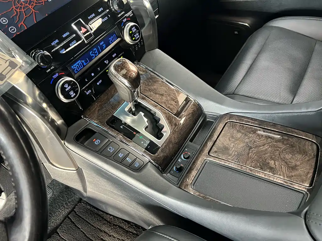 Toyota Vellfire 2022