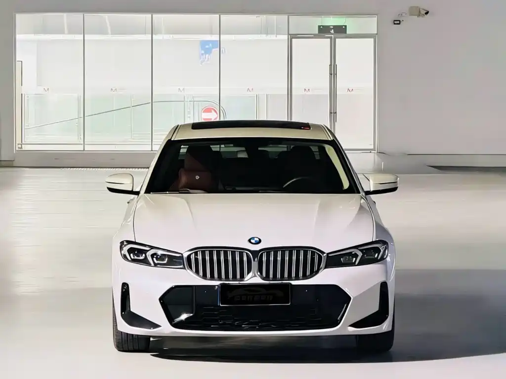 BMW 3 Series 2023